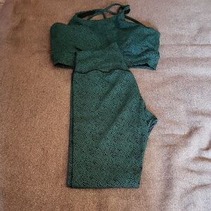 Elegant Green Textured Workout Set